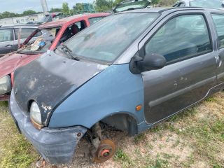 bontott RENAULT TWINGO I Bal első Sárvédő