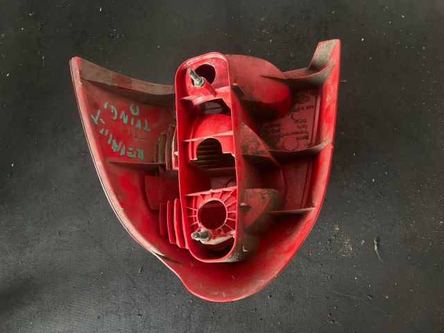 bontott RENAULT TWINGO I Bal Hátsó Lámpa