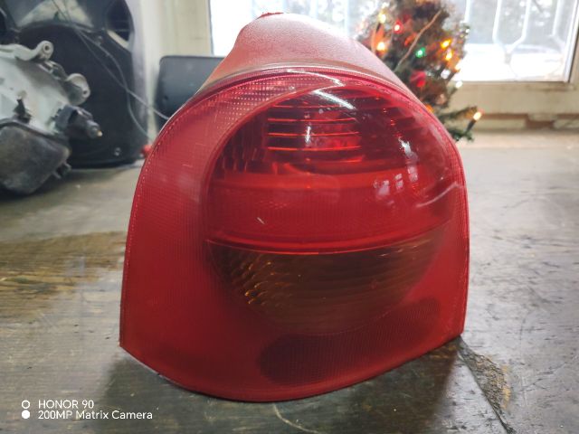 bontott RENAULT TWINGO I Bal Hátsó Lámpa