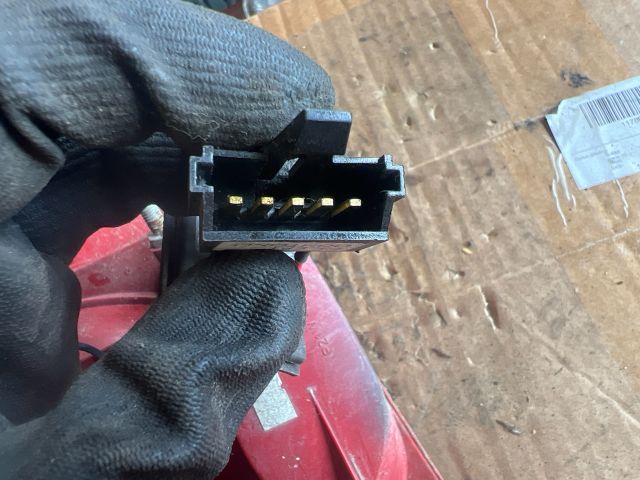 bontott RENAULT TWINGO I Bal Hátsó Lámpa