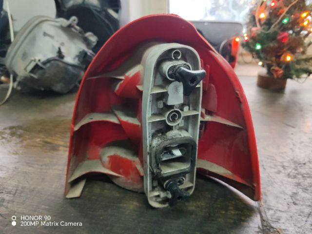 bontott RENAULT TWINGO I Bal Hátsó Lámpa