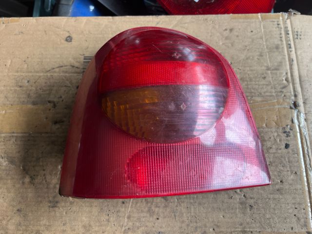 bontott RENAULT TWINGO I Bal Hátsó Lámpa