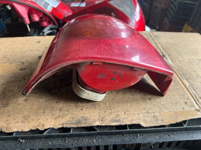 bontott RENAULT TWINGO I Bal Hátsó Lámpa