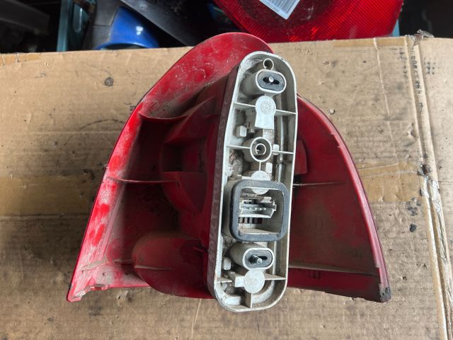 bontott RENAULT TWINGO I Bal Hátsó Lámpa