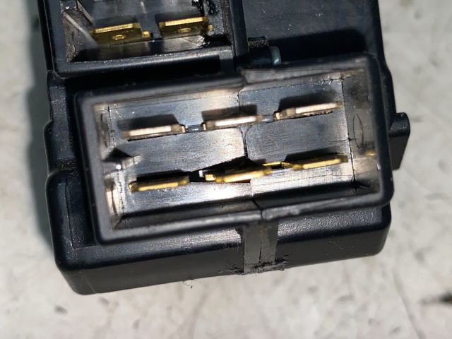 bontott RENAULT TWINGO I Bal Kormánykapcsoló Irányjelző