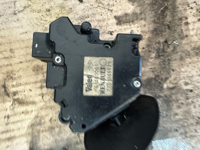 bontott RENAULT TWINGO I Bal Kormánykapcsoló Irányjelző