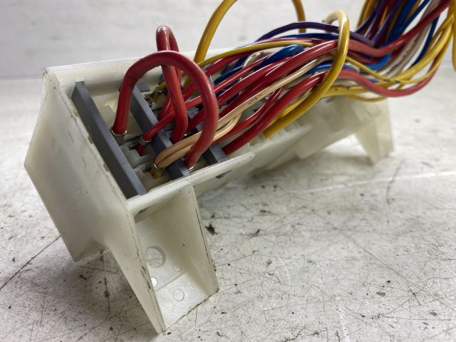 bontott RENAULT TWINGO I Biztosítéktábla Doboz