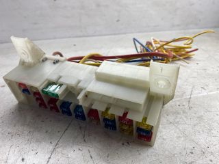 bontott RENAULT TWINGO I Biztosítéktábla Doboz