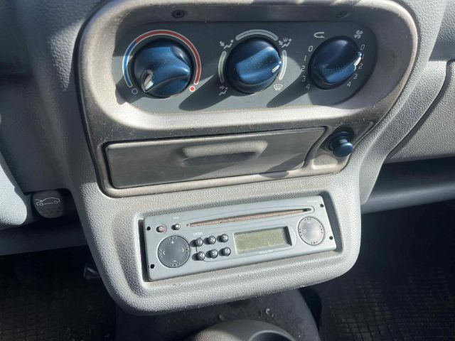 bontott RENAULT TWINGO I Csomagtérajtó Kilincs