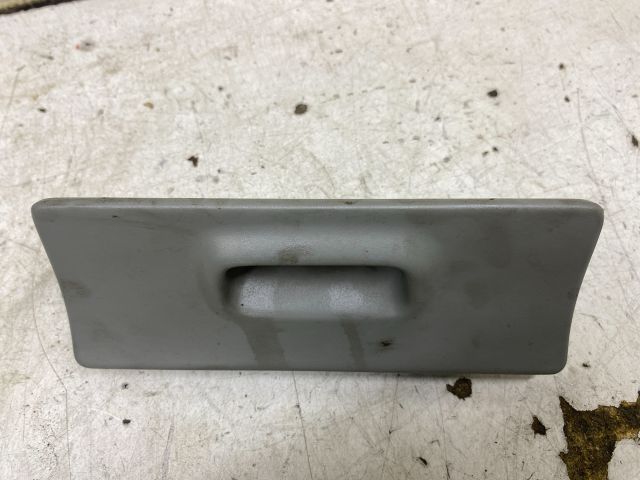 bontott RENAULT TWINGO I Első Hamutartó