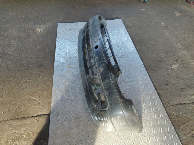 bontott RENAULT TWINGO I Első Lökhárító (Részeivel)