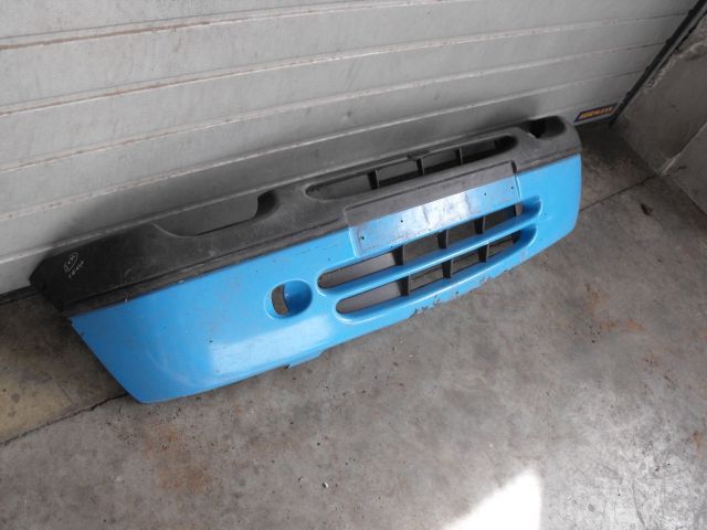 bontott RENAULT TWINGO I Első Lökhárító (Üresen)