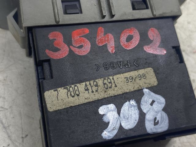 bontott RENAULT TWINGO I Fényszórómagasság Állító Kapcsoló