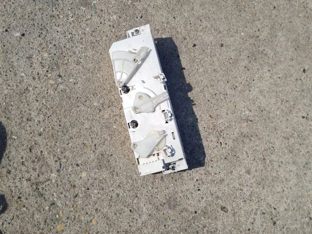 bontott RENAULT TWINGO I Fűtéskapcsoló (Nem klímás)