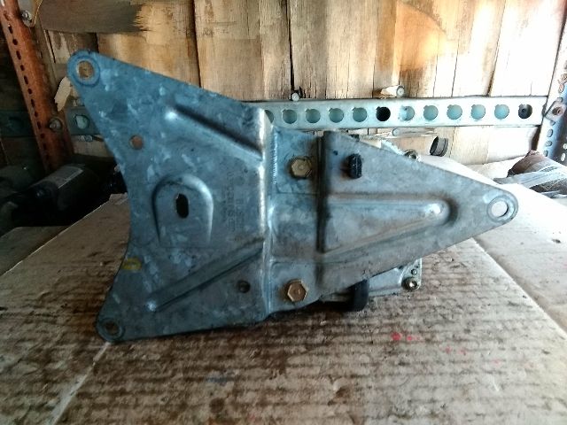 bontott RENAULT TWINGO I Hátsó Ablaktörlő Motor