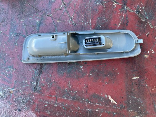 bontott RENAULT TWINGO I Jobb első Ablakemelő Kapcsoló