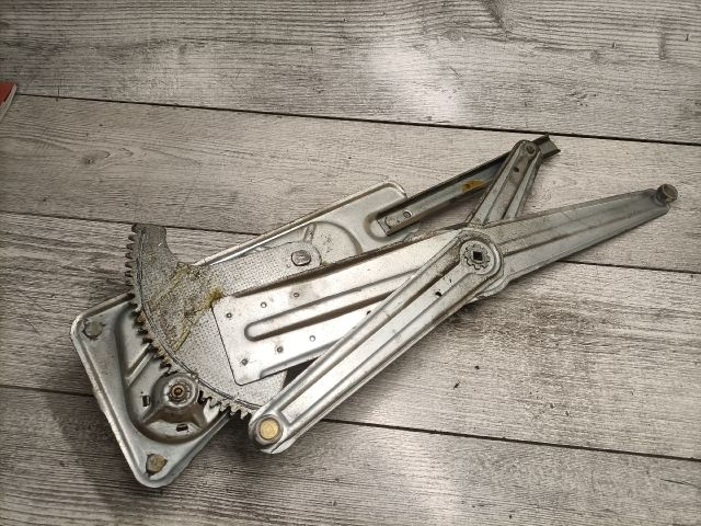 bontott RENAULT TWINGO I Jobb első Ablakemelő Szerkezet (Mechanikus)