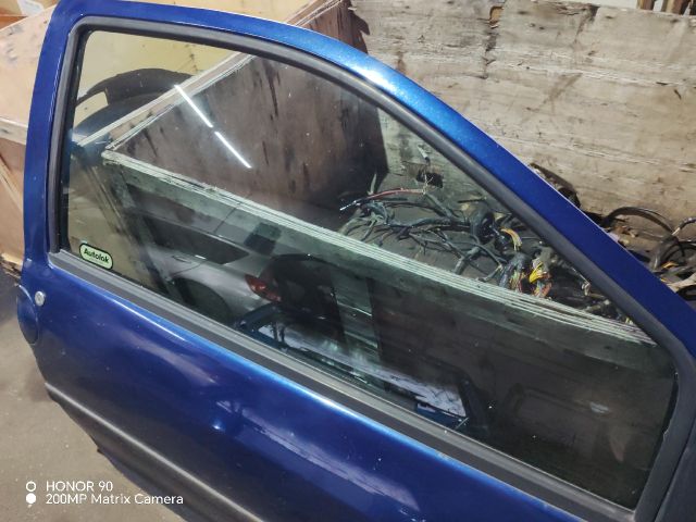 bontott RENAULT TWINGO I Jobb első Ajtó (Részeivel)
