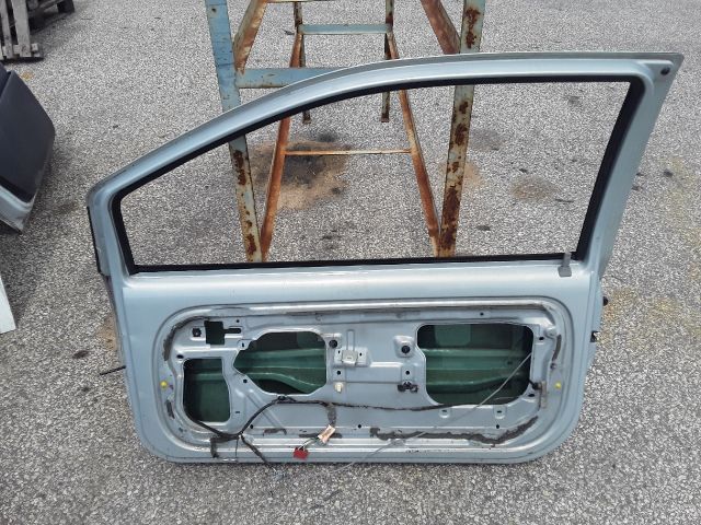 bontott RENAULT TWINGO I Jobb első Ajtó (Üres lemez)