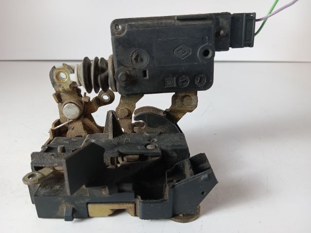 bontott RENAULT TWINGO I Jobb első Ajtózár