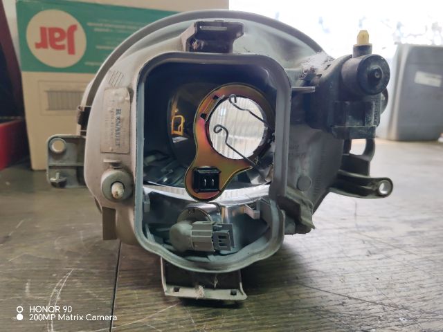 bontott RENAULT TWINGO I Jobb Fényszóró