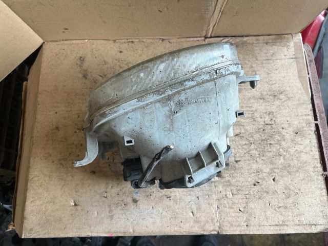 bontott RENAULT TWINGO I Jobb Fényszóró