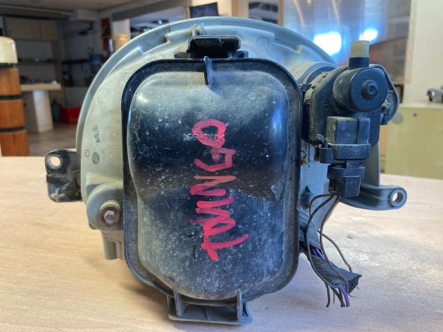 bontott RENAULT TWINGO I Jobb Fényszóró