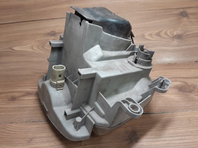 bontott RENAULT TWINGO I Jobb Fényszóró