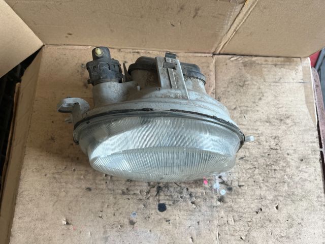 bontott RENAULT TWINGO I Jobb Fényszóró