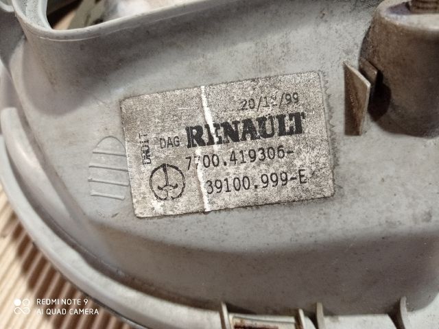 bontott RENAULT TWINGO I Jobb Fényszóró