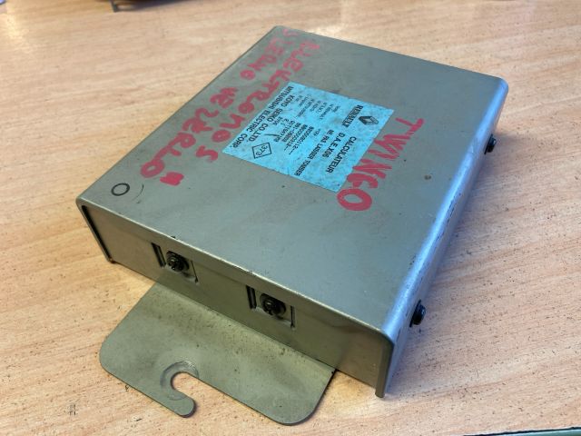 bontott RENAULT TWINGO I Kormánymű Elektronika