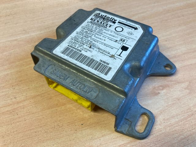 bontott RENAULT TWINGO I Légzsák Elektronika