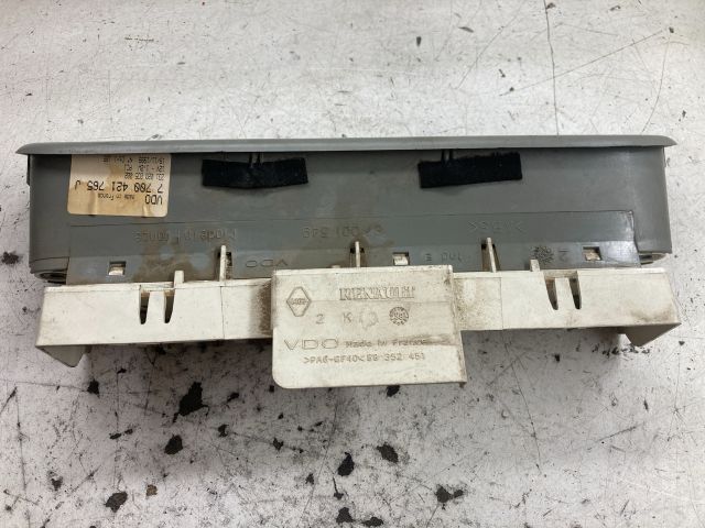 bontott RENAULT TWINGO I Multifunkciós Kijelző