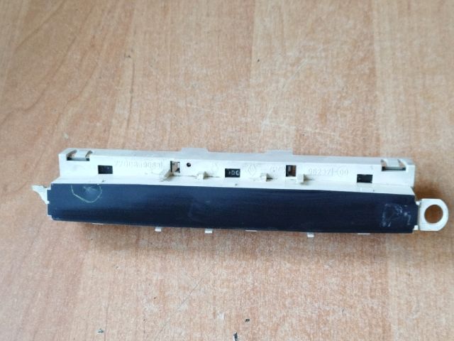 bontott RENAULT TWINGO I Multifunkciós Kijelző