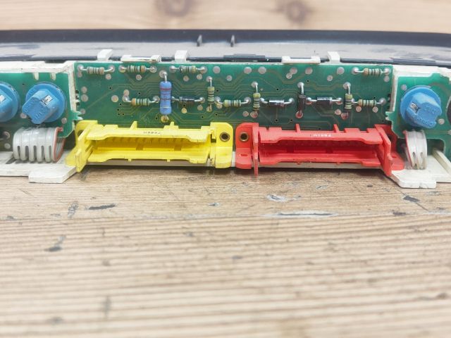 bontott RENAULT TWINGO I Multifunkciós Kijelző