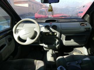 bontott RENAULT TWINGO I Vészvillogó Kapcsoló