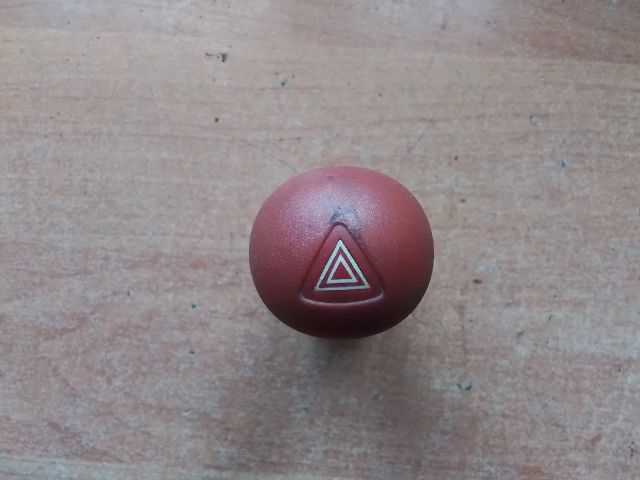 bontott RENAULT TWINGO I Vészvillogó Kapcsoló