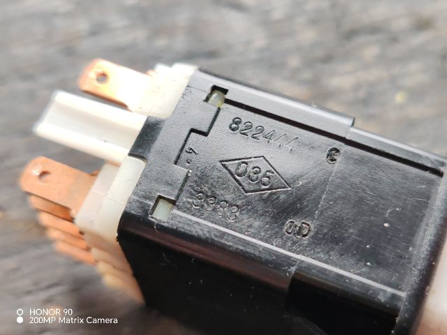 bontott RENAULT TWINGO I Vészvillogó Kapcsoló