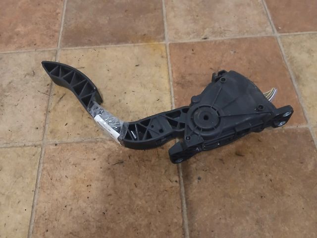 bontott RENAULT TWINGO II Gázpedál (Elektromos)