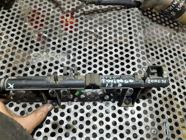 bontott RENAULT TWINGO II Közösnyomócső