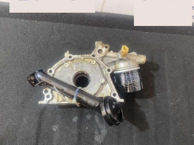 bontott RENAULT TWINGO II Olajszivattyú