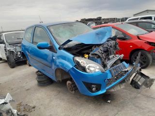 bontott RENAULT TWINGO II Olajszivattyú