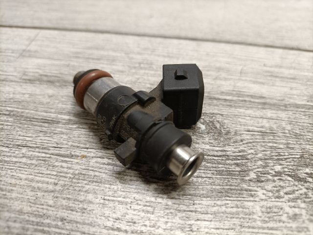 bontott RENAULT TWINGO II Porlasztó (1 db)