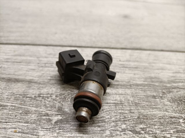 bontott RENAULT TWINGO II Porlasztó (1 db)