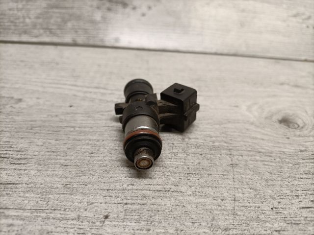 bontott RENAULT TWINGO II Porlasztó (1 db)