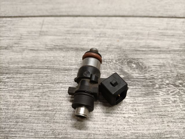 bontott RENAULT TWINGO II Porlasztó (1 db)