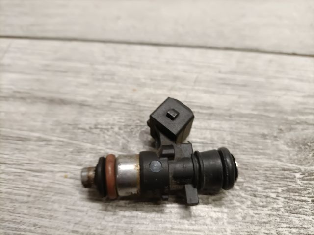 bontott RENAULT TWINGO II Porlasztó (1 db)