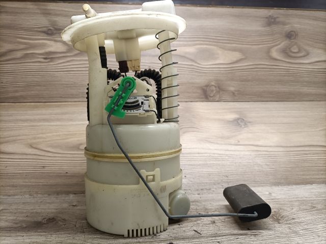 bontott RENAULT TWINGO II Üzemanyag Szivattyú