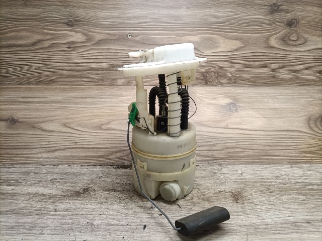 bontott RENAULT TWINGO II Üzemanyag Szivattyú