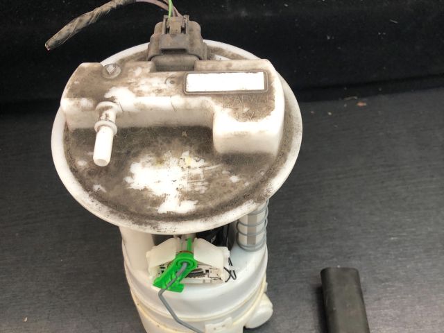 bontott RENAULT TWINGO II Üzemanyag Szivattyú